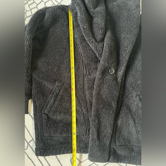 North Face Sherpa Fleece Hooded Jacket - Picture 7 of 9